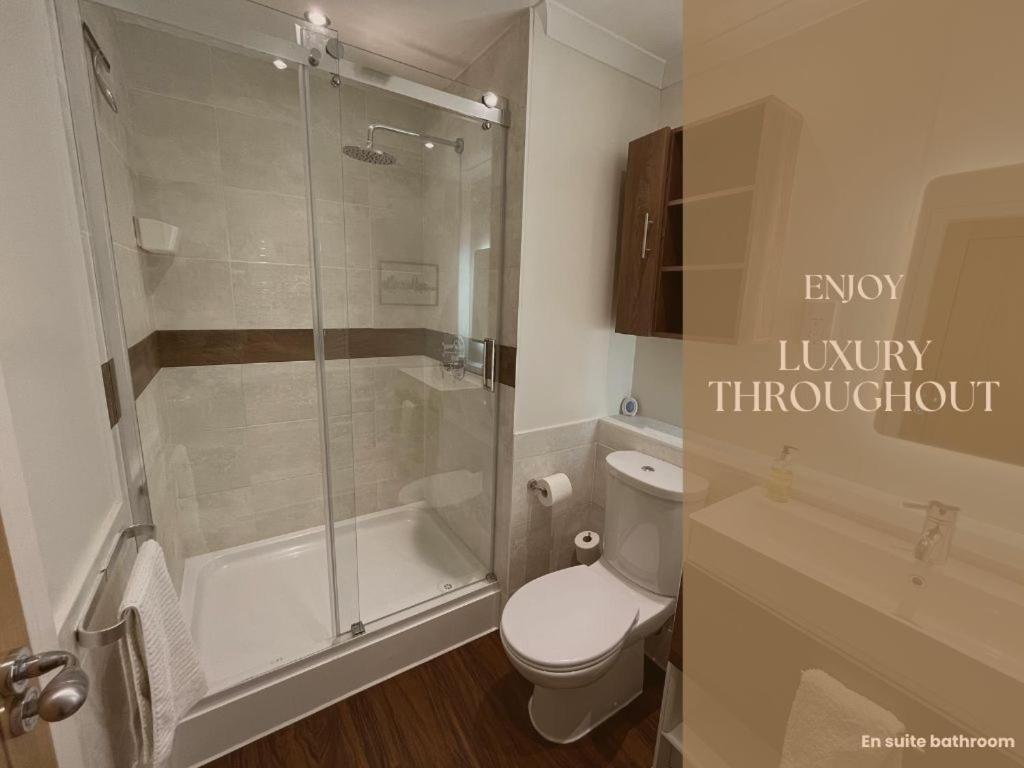Ultra-Luxury City Centre 2 Bed Apartment, With Free Parking Кардиф Екстериор снимка